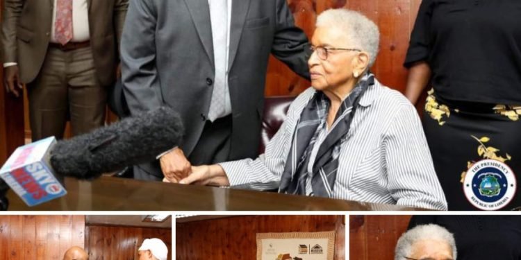 PRESIDENT BOAKAI PAYS CONDOLENCE VISIT TO FORMER PRESIDENT JOHNSON SIRLEAF