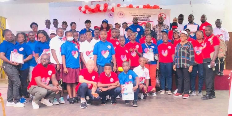 Several Non-Paid Blood Donor Institutions Certificated